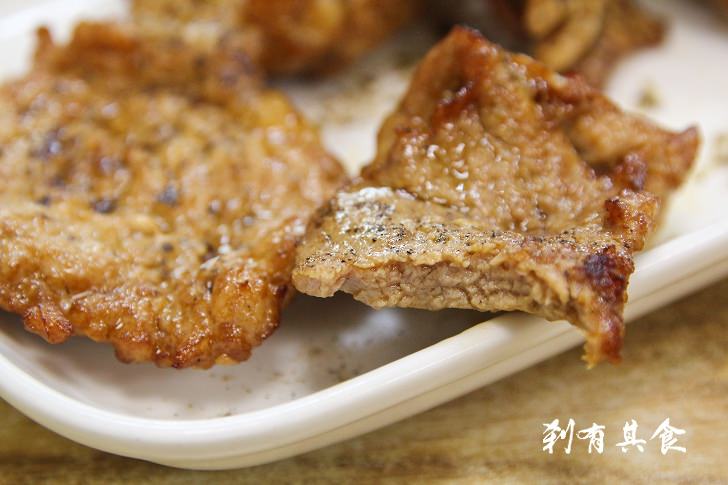 真川味牛肉麵 | 台中北平路美食 36年老店 牛肉麵好吃 現炸肉排 冰糖桂圓燉銀耳必點 (菜單) 真川味牛肉麵 | 台中北平路美食 36年老店 牛肉麵好吃 現炸肉排 冰糖桂圓燉銀耳必點 (菜單)