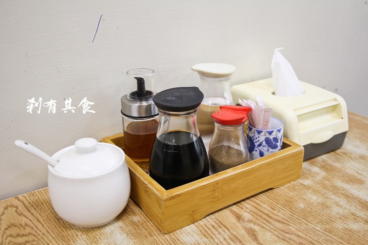 真川味牛肉麵 | 台中北平路美食 36年老店 牛肉麵好吃 現炸肉排 冰糖桂圓燉銀耳必點 (菜單) 真川味牛肉麵 | 台中北平路美食 36年老店 牛肉麵好吃 現炸肉排 冰糖桂圓燉銀耳必點 (菜單)