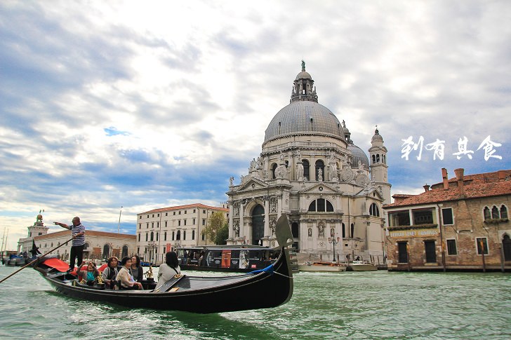 [義大利蜜月] 威尼斯之一生一定要去一次的夢幻城市 @貢多拉船(鳳尾船)/聖馬可大教堂/聖馬可廣場/道奇宮/巨人階梯/摩爾人鐘塔
